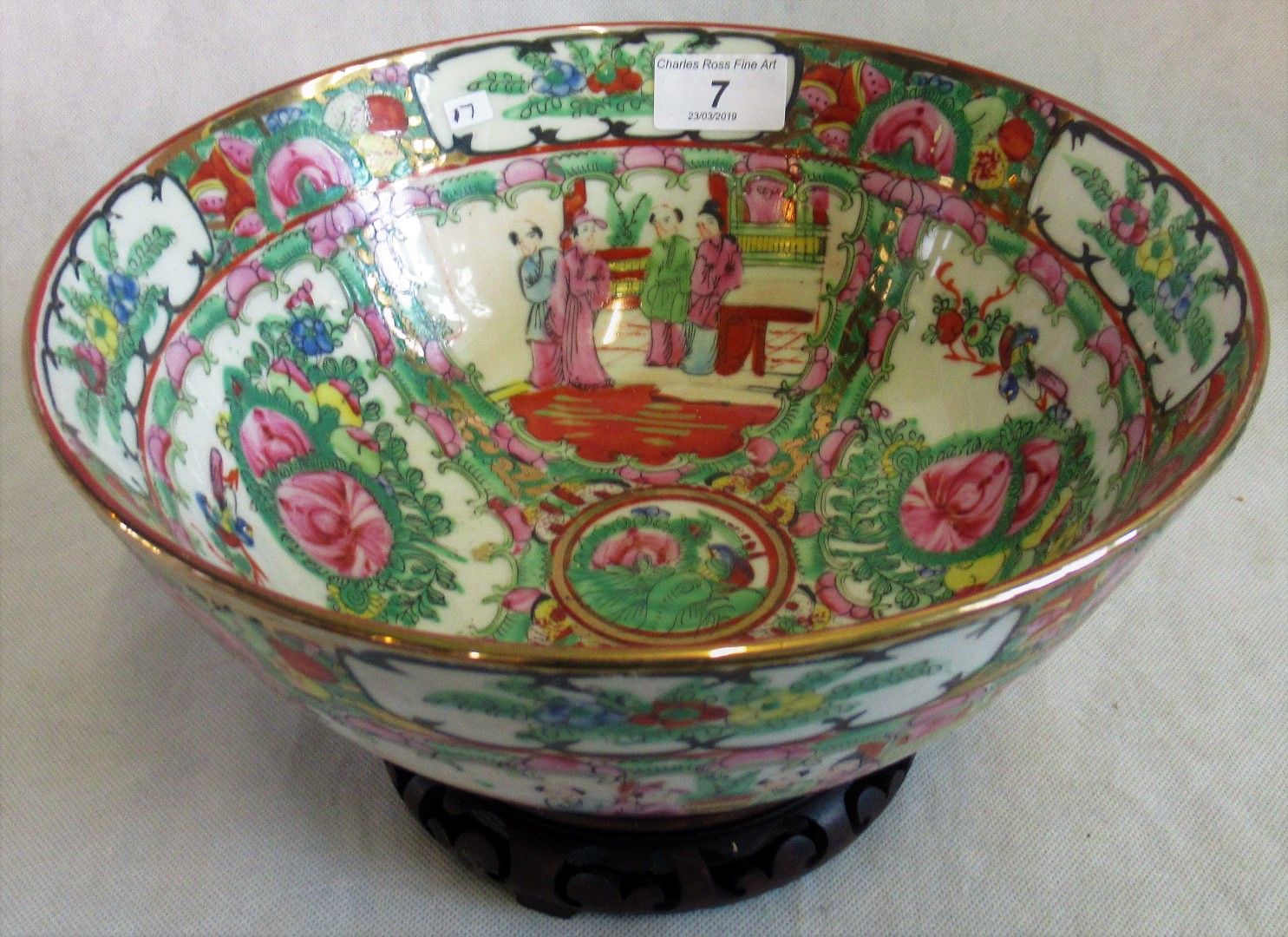 A late 20th century Chinese fruit bowl, typically decorated in the ...