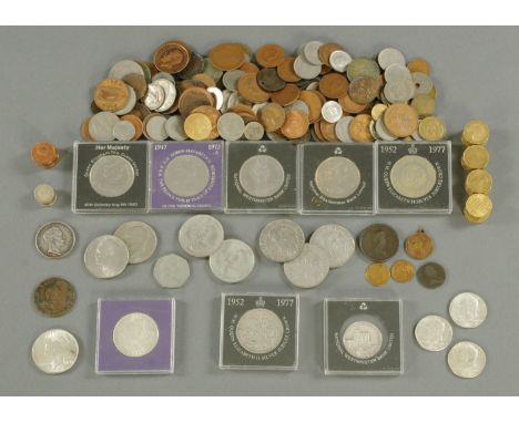 British and World coins, to include a 1935 crown, 1921 Morgan dollar, 1924 Peace dollar, two silver content half dollars, a G