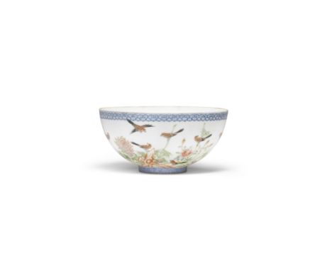 A FAMILLE ROSE EGGSHELL PORCELAIN BOWLQianlong blue-enamel four-character mark, 20th centuryDelicately enamelled around the e