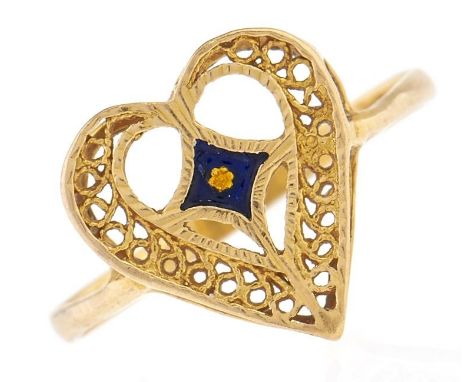 A pierced gold and enamel heart ring, marked 21k, 2.4g, size Q 