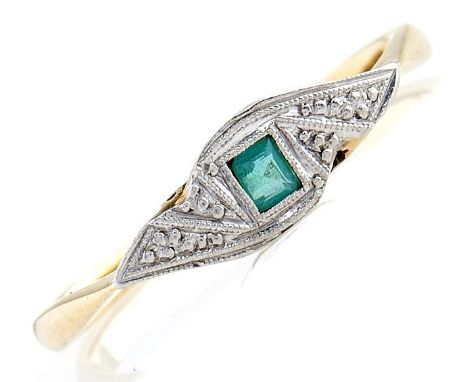 An emerald ring, gold hoop marked 18ct &amp; PT, 1.6g, size K½ 