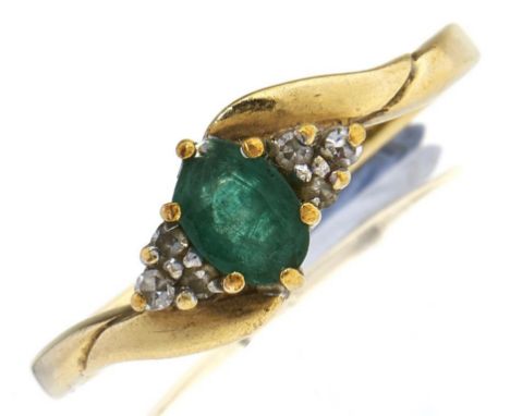 An emerald and diamond ring, in 9ct gold, 2.1g, size R 