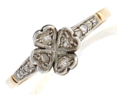 A diamond shamrock ring, gold hoop, 2.5g, size R 