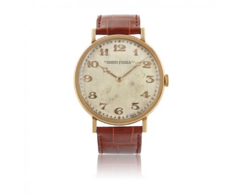 AUDEMARS PIGUET IN ORO CONVERTITO DA POLSO, ANNI '30 Cassa: firmata, n. 21823, tre corpi in oro 18K, fondello a scatto. Bracc