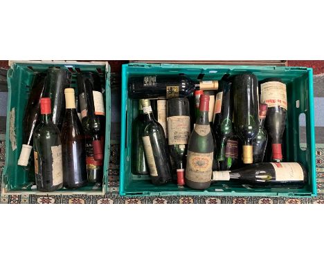 25 bottles of mixed wine, including vintage (25)