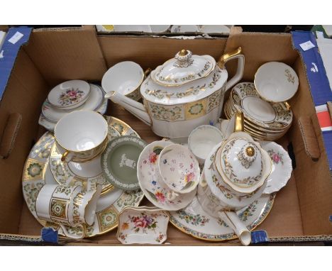 A collection of ceramics to include Royal Crown Derby tea service, green Derby panel, including a teapot, along with other ch