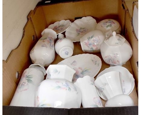 An Aynsley Sweetheart collection of assorted vases and dishes, together with a part tea set depicting ducks, in flight, plus 