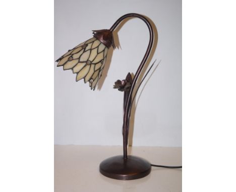 Art nouveau style table lamp
