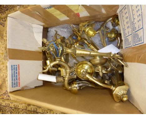 Brass antique light fittings, 