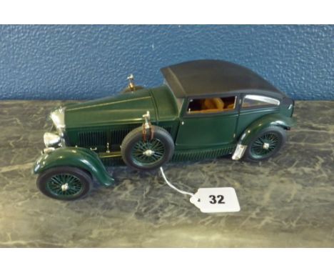 Paul's Model Art 1/18 scale 1930 Bentley Speed 6 'Blue Train' diecast model, unboxed, 