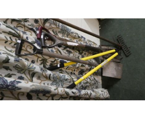 Various Garden Tools 