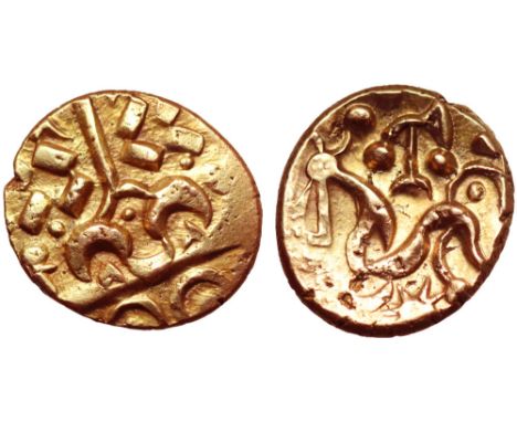 Britannia, Corieltauvi AV Stater. Circa 40-10 BC. South Ferriby Type. Wreath motif with brick-like leaves facing inwards / Lu