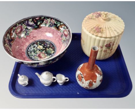 A tray containing assorted ceramics including Japanese Kutani bud vase (height 18cm), together with a Royal Worcester blush i