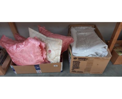 A quantity of net curtains and cushions 