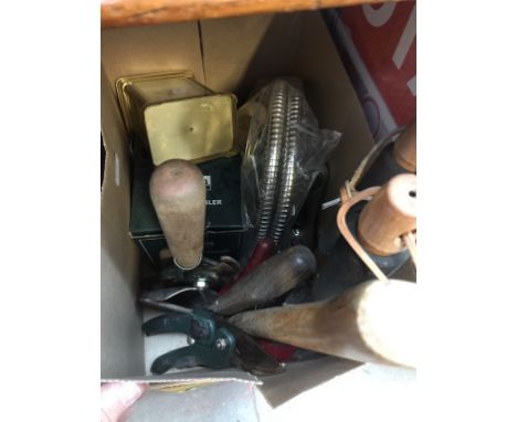 BOX CONTAINING SHOWER HEAD, CARRIAGE CLOCK, GARDEN HAND TOOLS