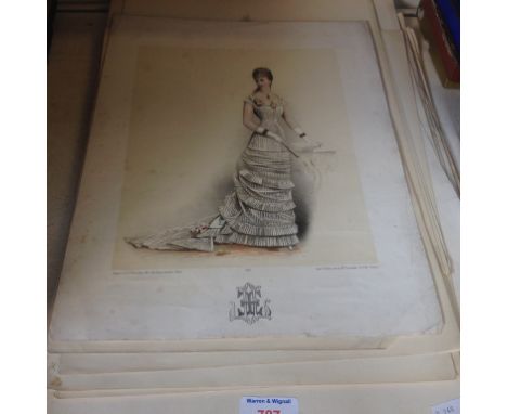 A QUANTITY OF FRENCH FASHION PRINTS CIRCA 1900 J2