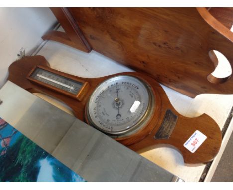 AN ANEROID BAROMETER L1