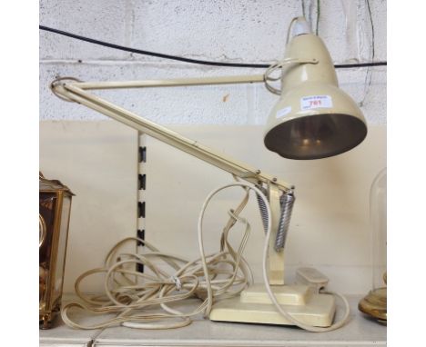 A HERBERT TERRY & SONS CREAM ANGLE POISE LAMP F5