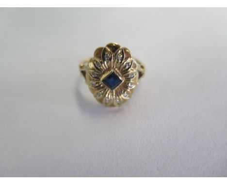 A 9ct gold ring, size M, approx 4.5 grams 