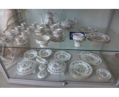 An eight place setting, Aynsley Pembroke design dinner tea service, all in generally good condition 