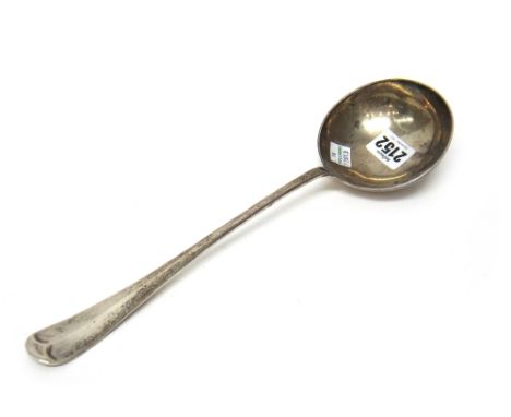 A silver rat tail pattern soup ladle, Sheffield 1920, weight 267 gms, length 32cm.