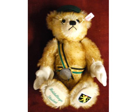 A boxed Steiff Heidelberger Student bear