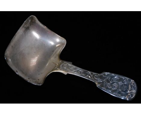 A Victorian silver caddy spoon, bright cut fiddle pattern, with shaped plain bowl, Birmingham 1898, 8cm W.