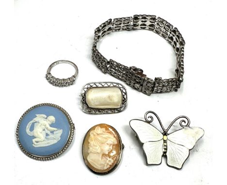 Selection of vintage silver jewellery weight 53g