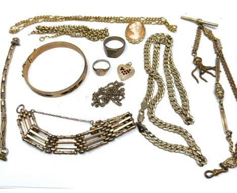 selection of vintage yellow metal &amp; gold plated jewellery weight 167g