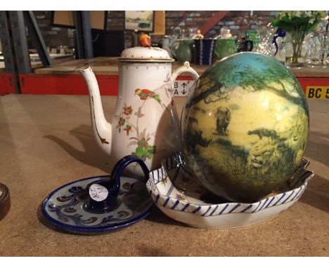 A SMALL COLLECTION OF CERAMICS TO INCLUDE A CANDLE STICK AND A TEAPOT 