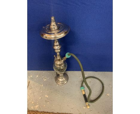 A CHROME AND GLASS SHISHA HOOKAH PIPE, HEIGHT APPROX 70CM 
