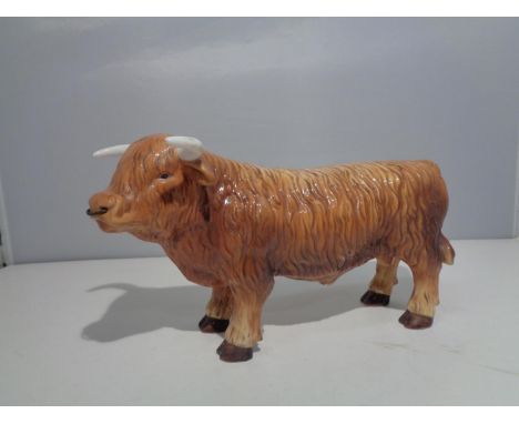 A COUNTRY LIFE BY LEONARDO CERAMIC FIGURE OF A HIGHLAND COW 