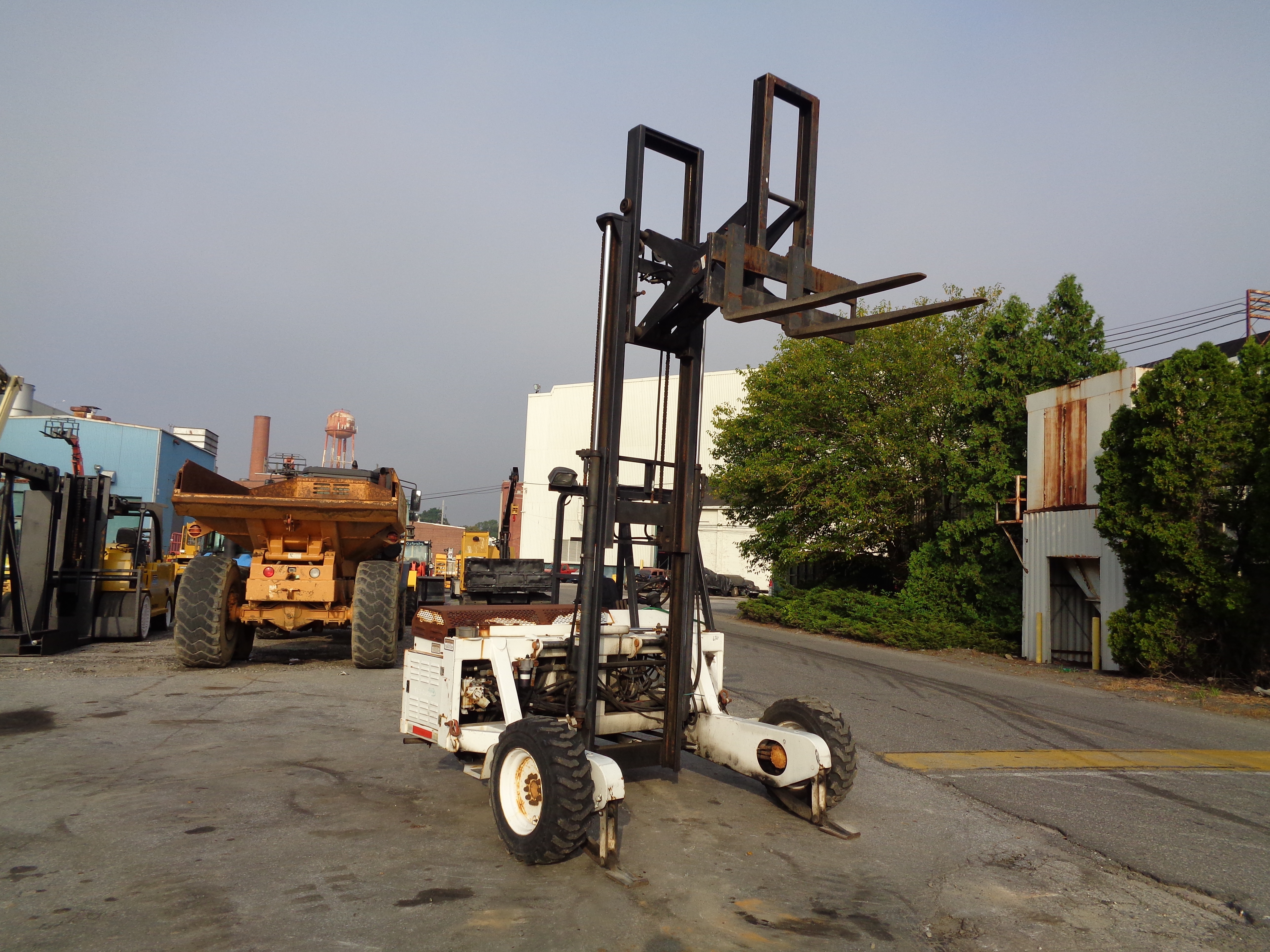 Make Tail Gator Model 5000AWD SN X1200003105404 Hours 7731 Diesel