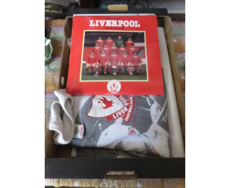 MIXED LOT OF MAINLY LIVERPOOL FC RELATED MEMORABILIA INCLUDING SWEATSHIRT SIGNED BY BELL SHANKLY, VINYLS, POSTER, PHOTOS AND 