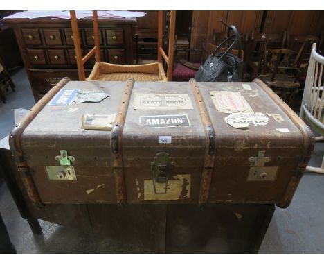 VINTAGE SHIPPING TRUNK AND LEATHER CASE OF LINEN, ETC. 