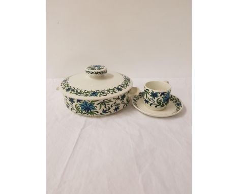 MIDWINTER POTTERY DINNER SERVICEin the Spanish Garden pattern comprising entree, dinner and side plates, soup bowls, lidded t