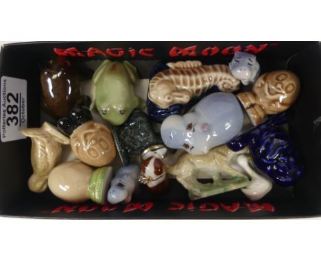 A Mixed Selection of Wade figurines To Include The Happy Families, Sea Horse, Frog, Humpty Dumpty's and A St Bernard key ring