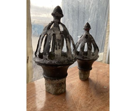 Antique lead soil pipe finialsDimensions: Height:&nbsp;40cm&nbsp; Depth/Diameter:&nbsp;20cm