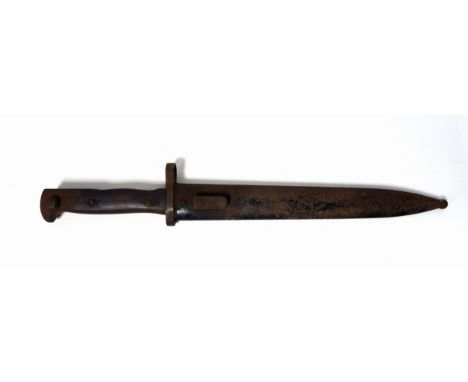 German 19th century S71/84 bayonet with a fitted scabbard, blade length 25cm, greased and in good condition.Number on crossgu