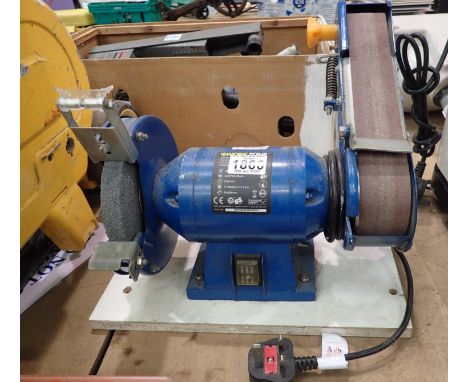 Workzone bench grinder with sanding belt. Not available for in-house P&amp;P, contact Paul O'Hea at Mailboxes on 01925 659133