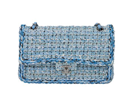 CHANEL Schultertasche "TIMELESS - KLASSISCHE PATTENTASCHE", Koll.: Cruise 2019. Modell aus Tweed in verschiedenen Blautönen m