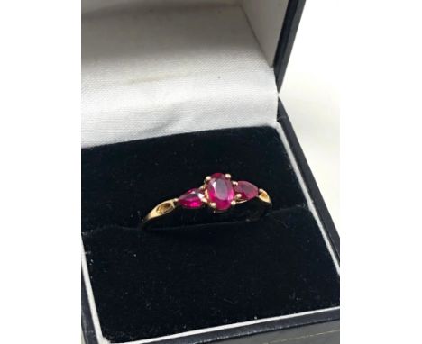 9ct gold ruby ring weight 1.9g
