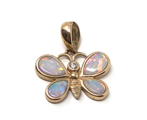 9ct gold opal &amp; diamond butterfly pendant (1.3g)