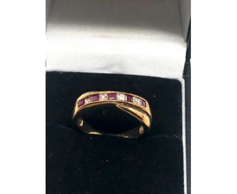 9ct gold ruby &amp; diamond crossover ring (2.5g)