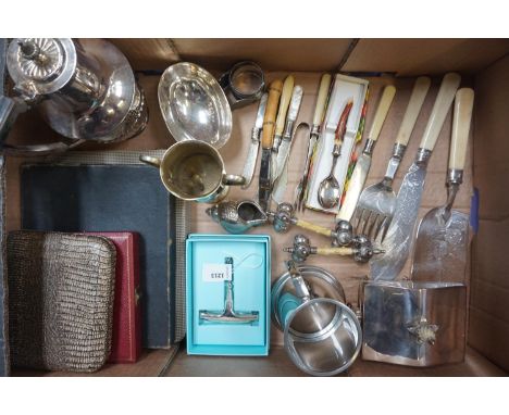 SELECTION OF SILVER PLATED ITEMSincluding a Broomhill Golf Club trophy dated 1924-25; a shaped tea caddy with acorn finial an