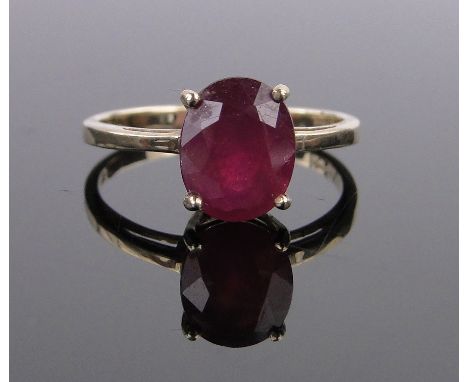 A 9 ct gold ruby set ring,ruby height 7 mm, size N