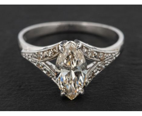 A marquise and single-cut diamond ring, estimated weight of principal diamond ca. 1ct, VS1-2 clarity, J-K colour, estimated w