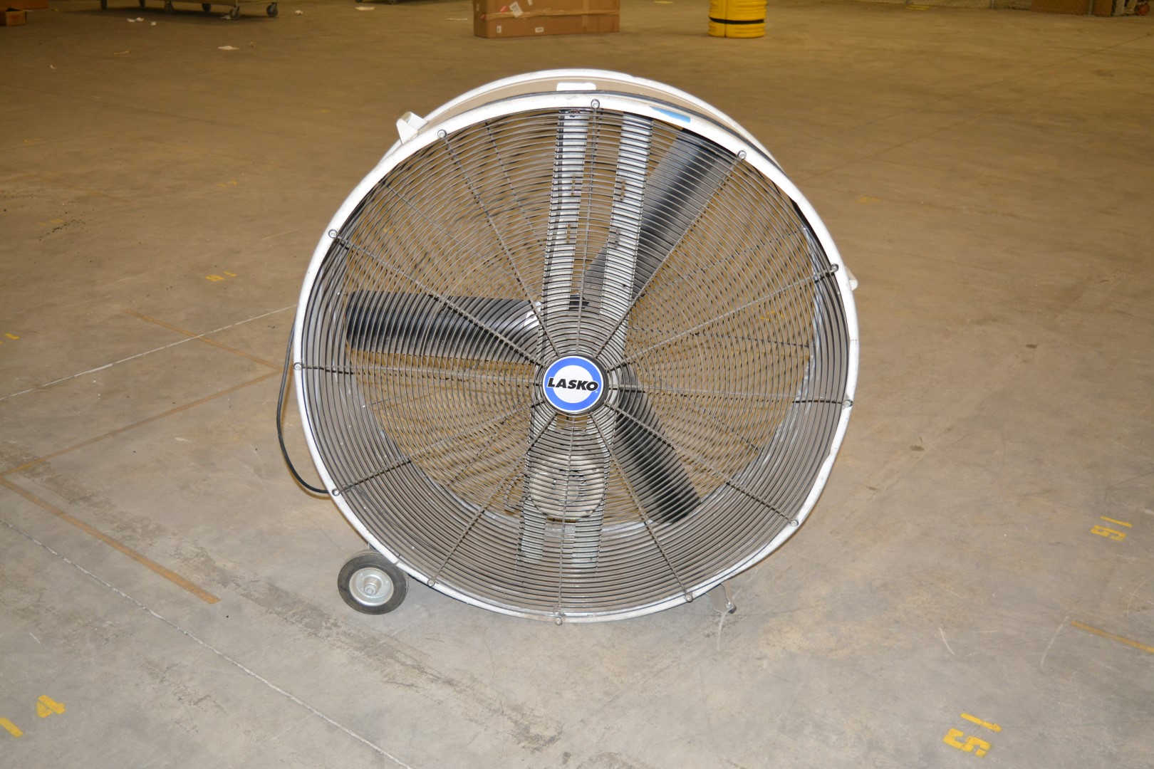 LASKO 42" BELT DRIVE DRUM FAN , TYPE 9X , MODEL 3244 , HZ 60 AMPS