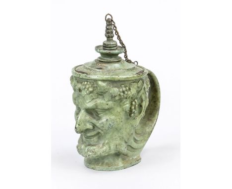 Öllampe in Form eines Bacchus-Kopfes, um 1900, Messing/Bronze grün patiniert, Replik im römischen Stil. Hohler Bacchus-Kopf m