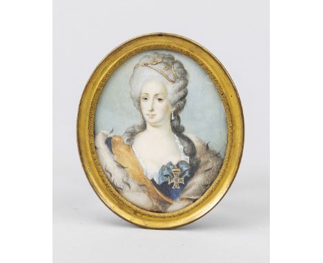 Miniatur, 19. Jh., polychrom auf Beinplatte. Portrait einer Adeligen im Hermelinmantel. Hinter Glas im ovalen Rahmen mit Verg